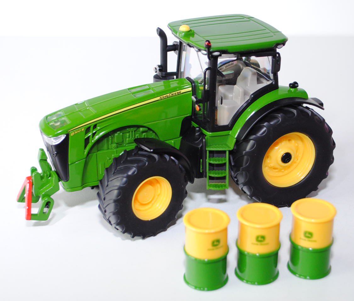 00402 John Deere 8360R (Modell 2011-2013), smaragdgrün/mattschwarz, mit 3 Ölfässern, Werbeschachtel