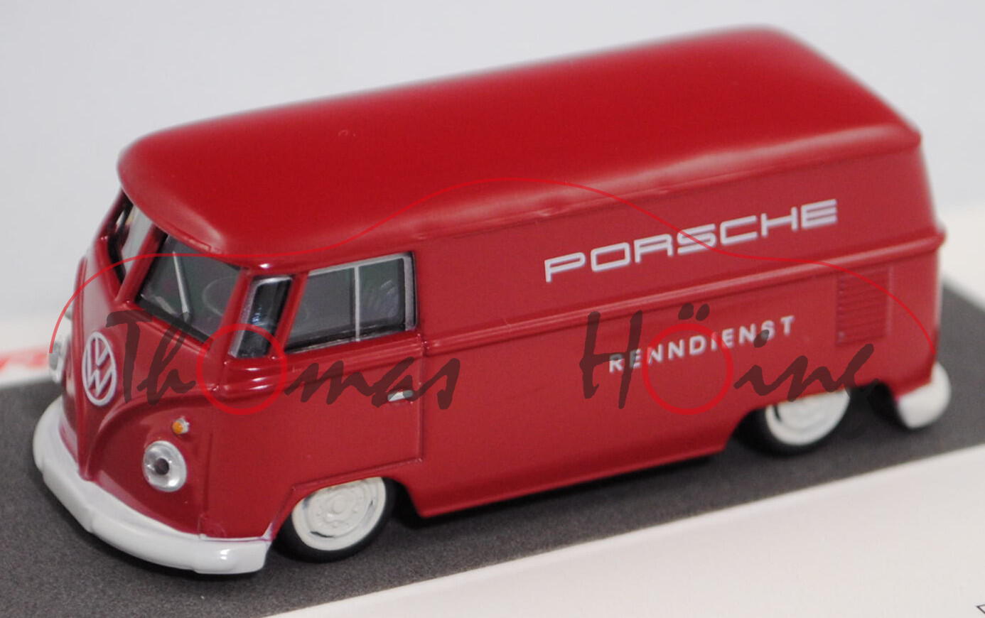 VW Transporter 1200 Kastenwagen (Typ 2 T1, Mod. 61-63), rot, PORSCHE/RENNDIENST, Schuco, 1:64, mb