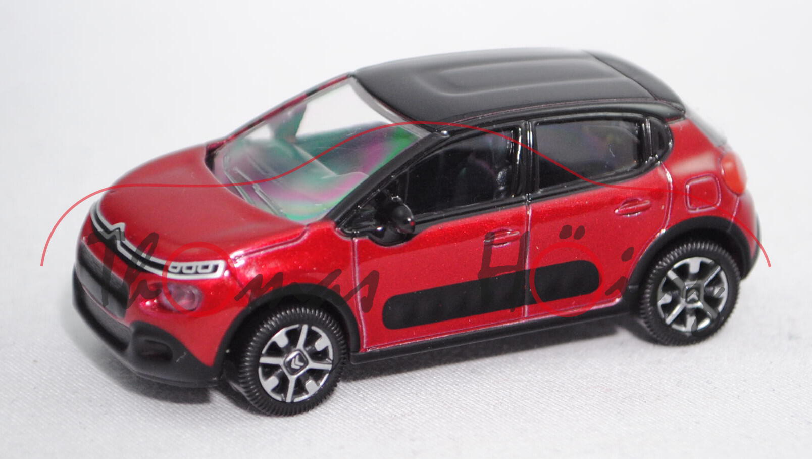 Citroen C3 ELLE (3. Generation, Mod. 2017-), rubi-rot/onxy-schwarz, Leichtmetall-Felge Cross, Norev