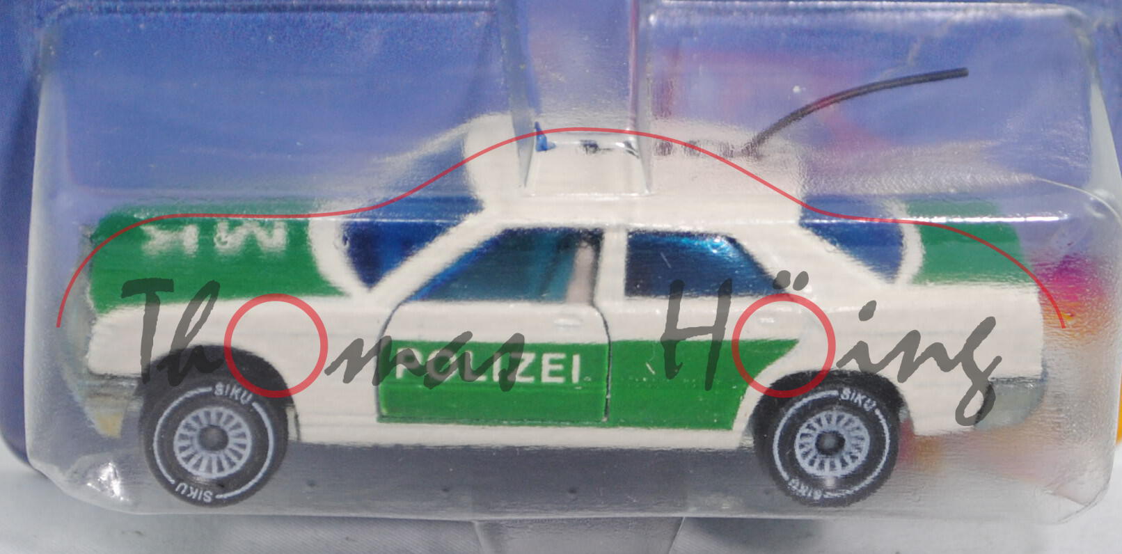 00000 Mercedes-Benz 190 E (Baureihe W 201, Modell 1982-1988) Peterwagen, cremeweiß/minzgrün, innen l