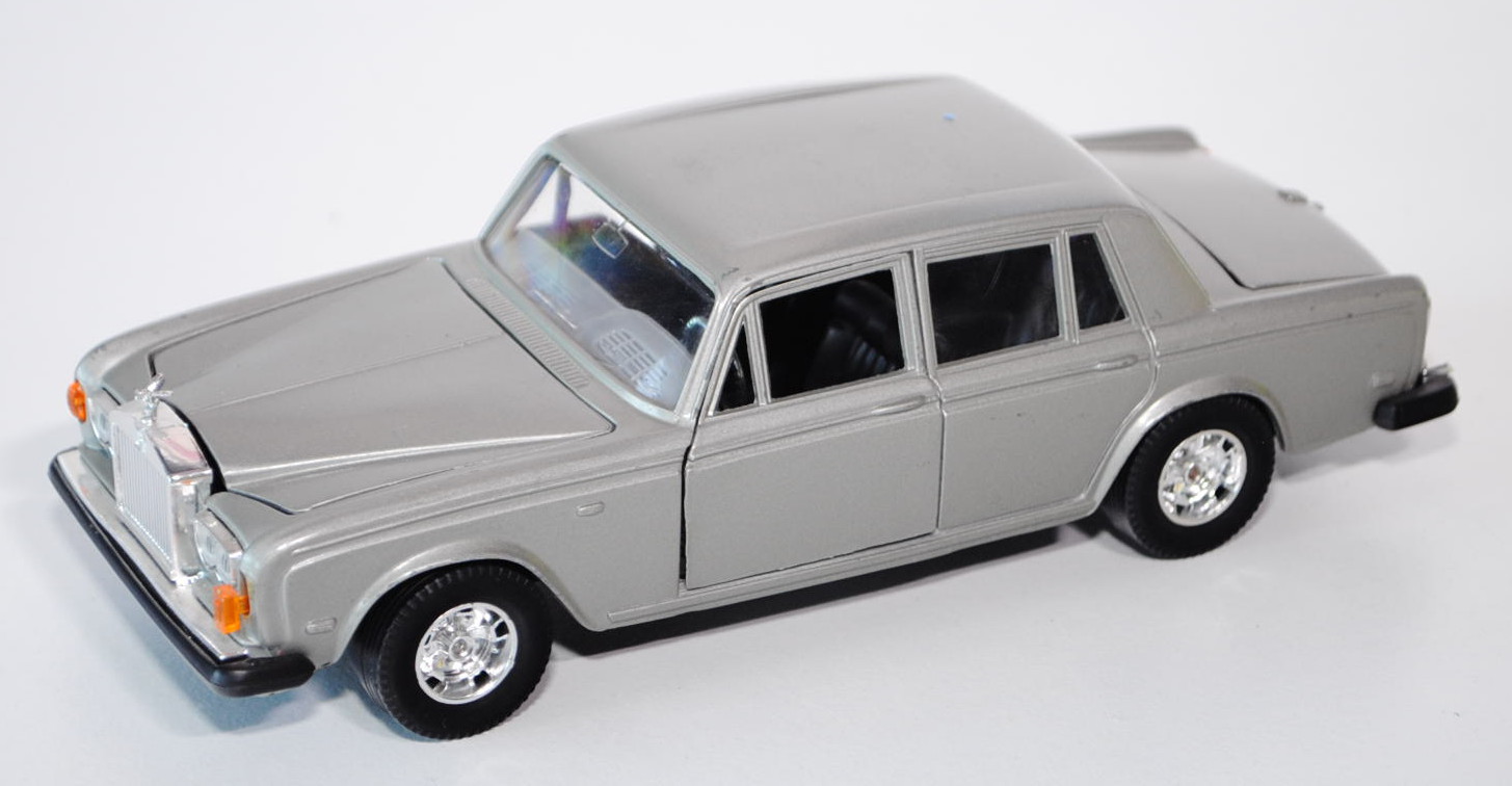 Rolls-Royce Silver Shadow II, Modell 1984, silber, Türen + Motorhaube + Kofferraum zu öffnen, Bburag