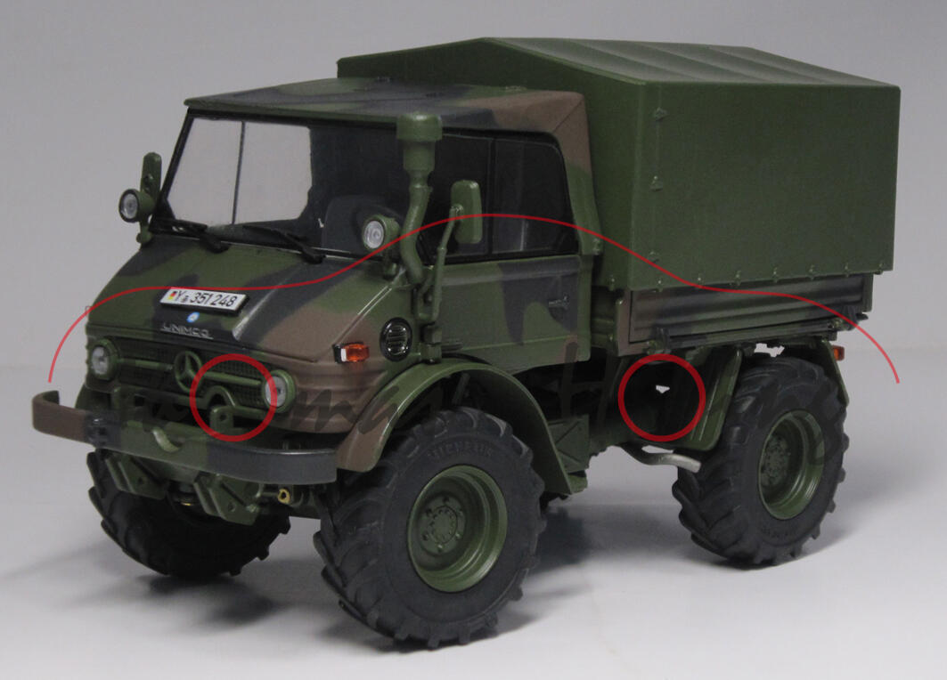 Unimog 406 Cabrio (U84) Bundeswehr mit abnehmbaren Klappverdeck und Plane (1971 - 1989), flecktarn, 