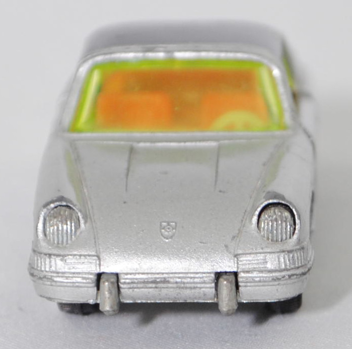 00004 Porsche 911 E Targa (Modell 1968-1969), silbergraumetallic, innen rotorange, Lenkrad cremeweiß, W-Germ, Verglasung gelbgrün, R11, SIKU SUPER, 1:60, m-