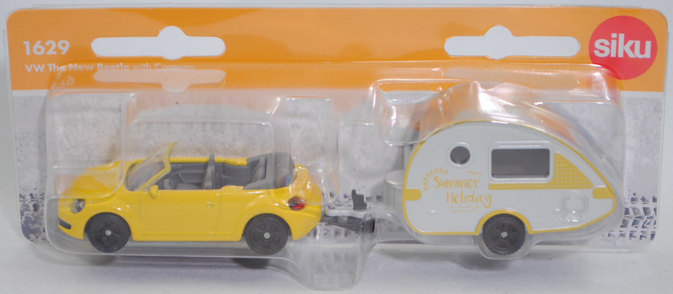 00008 VW The Beetle Cabriolet 1.2 TSI (Modell 2012-2014) mit Wohnwagen Knaus Tabbert T@B 320 RS (Modell 2002-2016), gelb + weißalu/gelb, Summer / Holiday, SIKU, 1:55, P29f