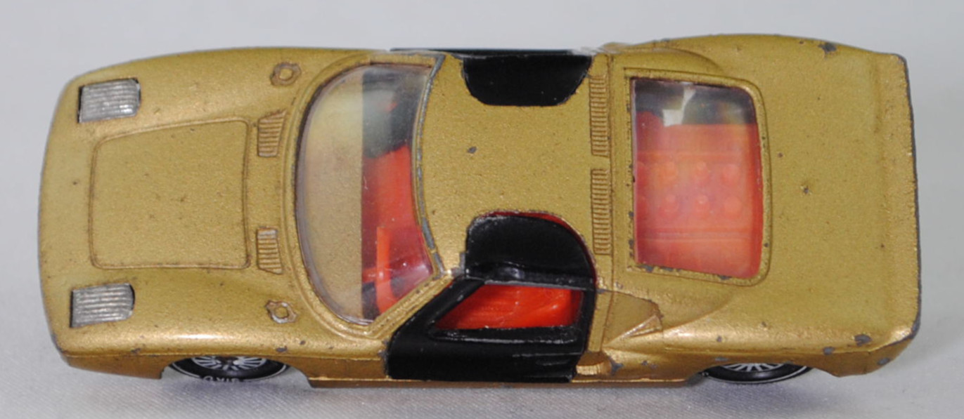 00005 Ford GT40 (Mk I bzw. Mark 1, Modell 1965-1967), Karosserie goldmetallic, Türen schwarz, Bpr. V 296 / W-Germ, Verglasung klar, R11 gerillt, SIKU SUPER, 1:57, m-