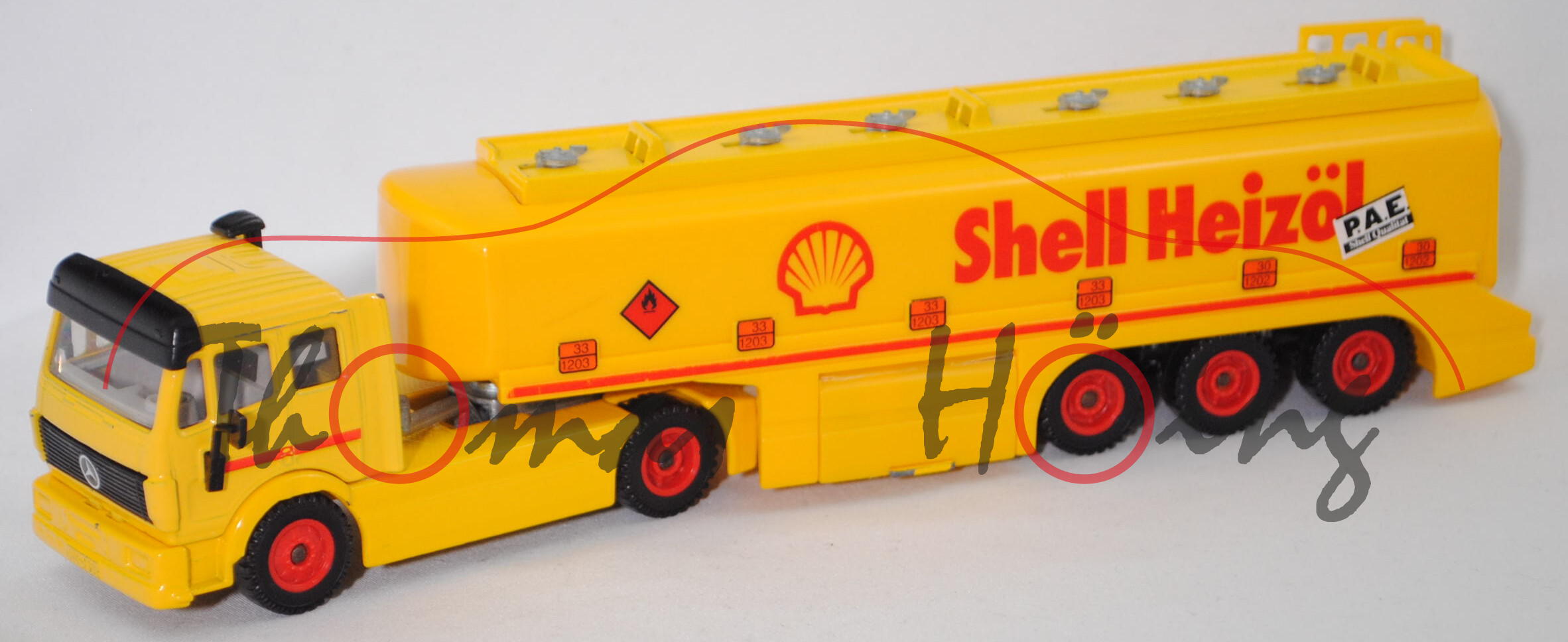 00002 Mercedes-Benz SK (Typ SK-I, Mod. 89-94) mit Tankauflieger TOPAS, signalgelb, Shell Heizöl, m-