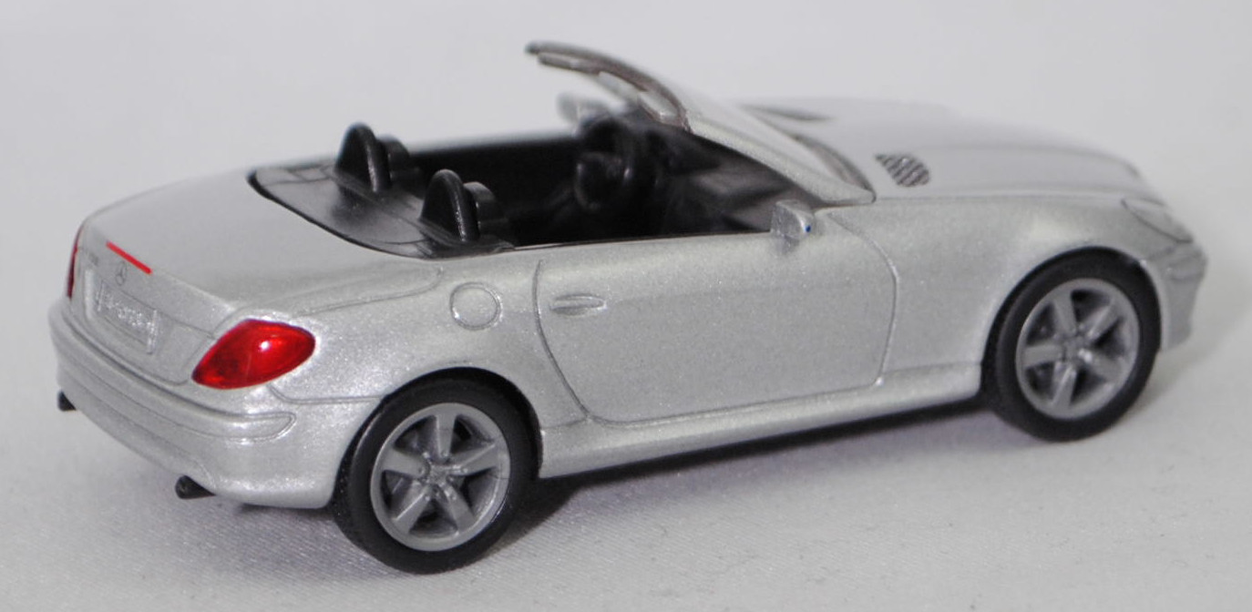 00000 Mercedes-Benz SLK 350 (interne Baureihenbezeichnung R 171, Vor-MoPf, Modell 2004-2008), silbergraumetallic, Bpr. MERC. BENZ SLK 350 und 1002, SIKU SUPER, 1:55, m