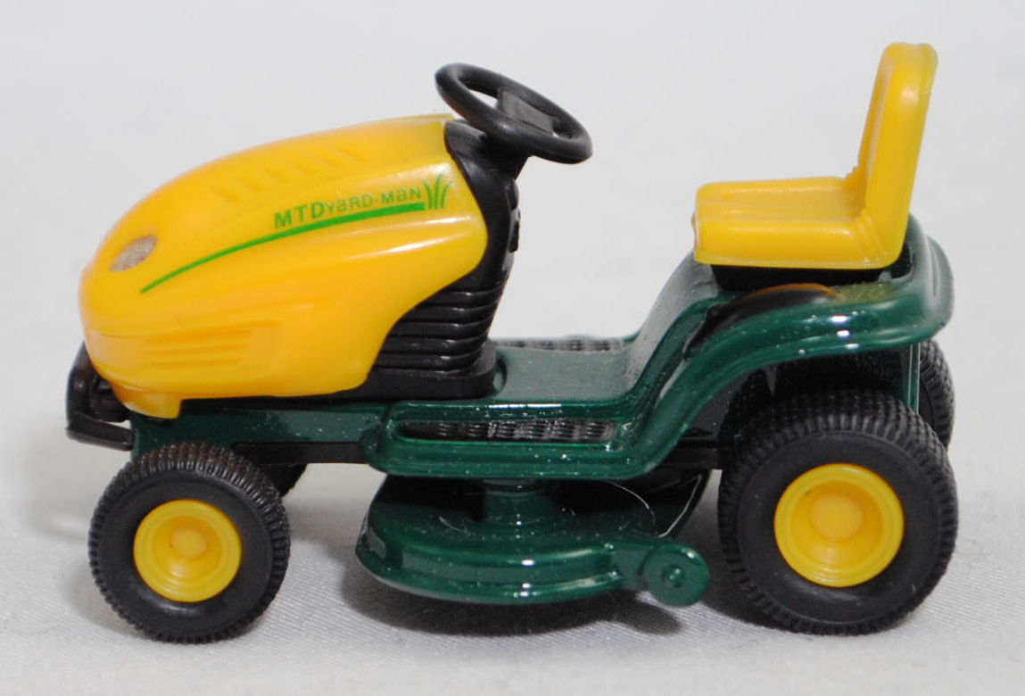 00000 Rasentraktor MTD YaRD-MaN AG 5165 AUTODRIVE™ (Modellnummer 13AE504G643, 4-Style, Modell 2002-2002), gelb/grün, Frontscheinwerfer 4 mm hoch, SIKU SUPER, 1:32, m