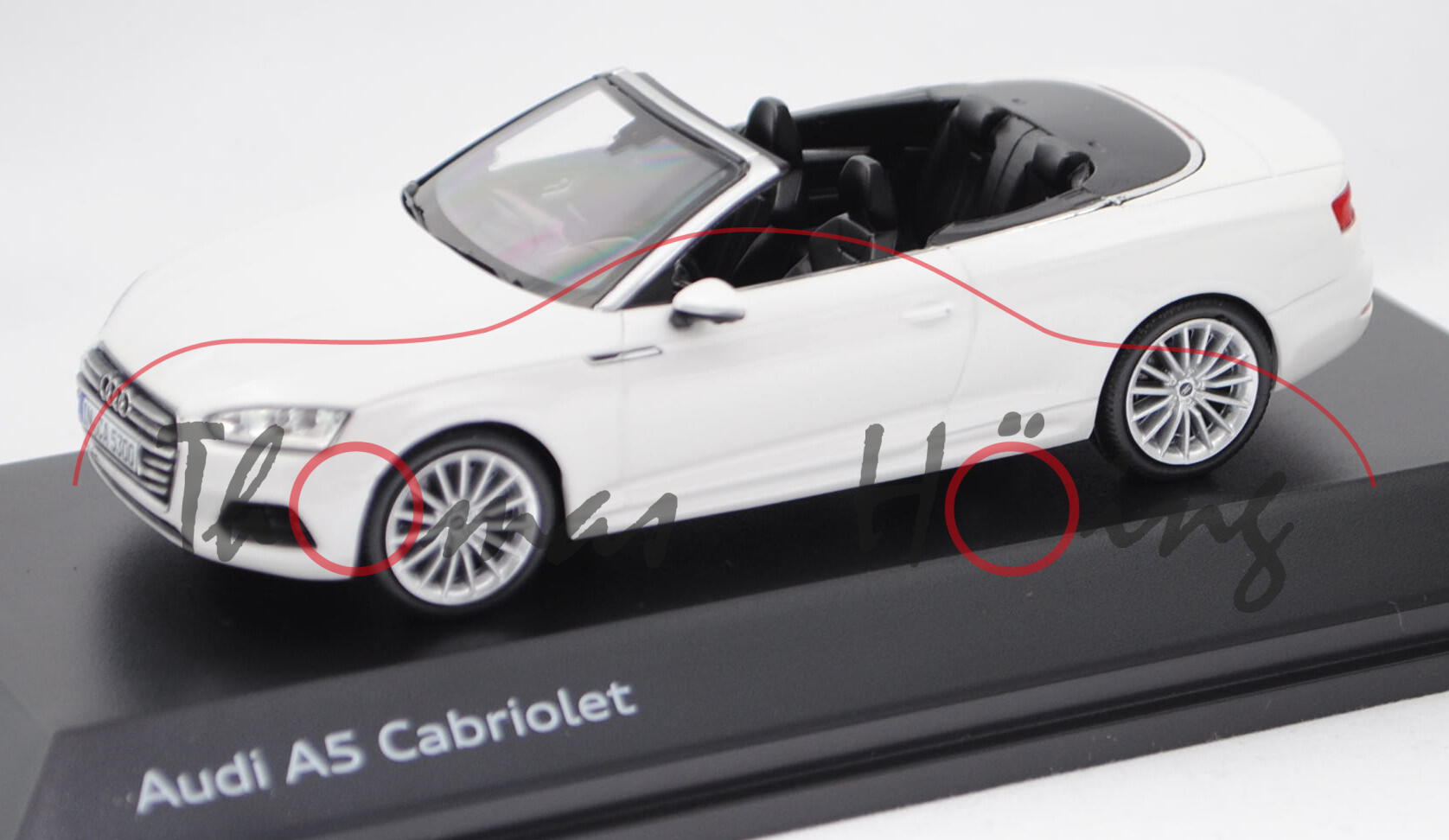 Audi A5 Cabriolet (Typ 9F / F5, AU495, Modell 2017-), tofanaweiß, Minimax, 1:43, Werbeschachtel