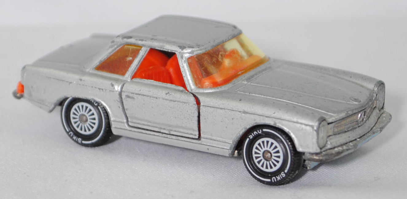 00006 Mercedes-Benz 280 SL (W 113, Pagode, Modell 1968-1971) mit Hardtop (Coupédach), silber, Bpr. V 302 / 1017, W-Germ, Verglasung gelb, R11 gerillt, SIKU SUPER, 1:60, vsc