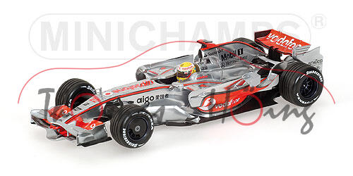 Vodafone McLaren Mercedes MP4-23, chromsilber/tagesleuchtfarbe, Team Vodafone McLaren Mercedes (2. P