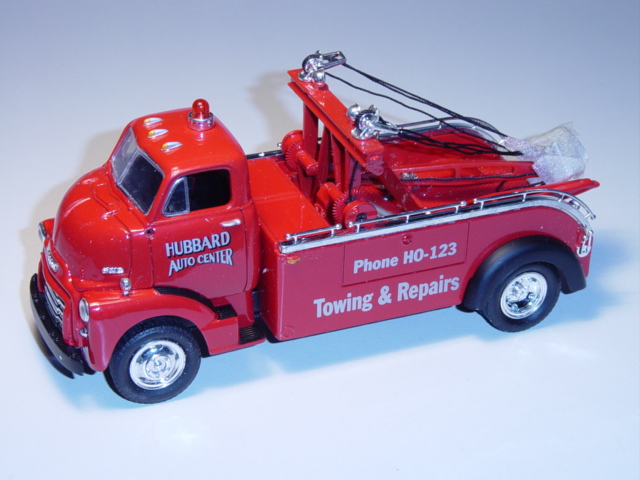 GMC Heavy Duty Wrecker (Abschleppwagen), karminrot, HUBBARD / AUTO CENTER / Phone H0-123 / Towing &