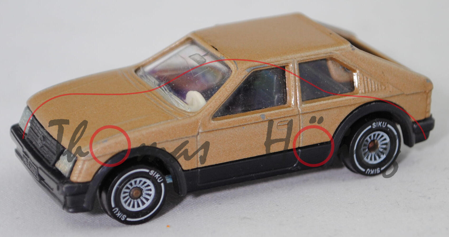 00004 Opel Kadett 1.3 SR (5. Gen., Typ D, Modell 1979-1981), hell-riedbraunmetallic, SIKU, 1:55, vsc