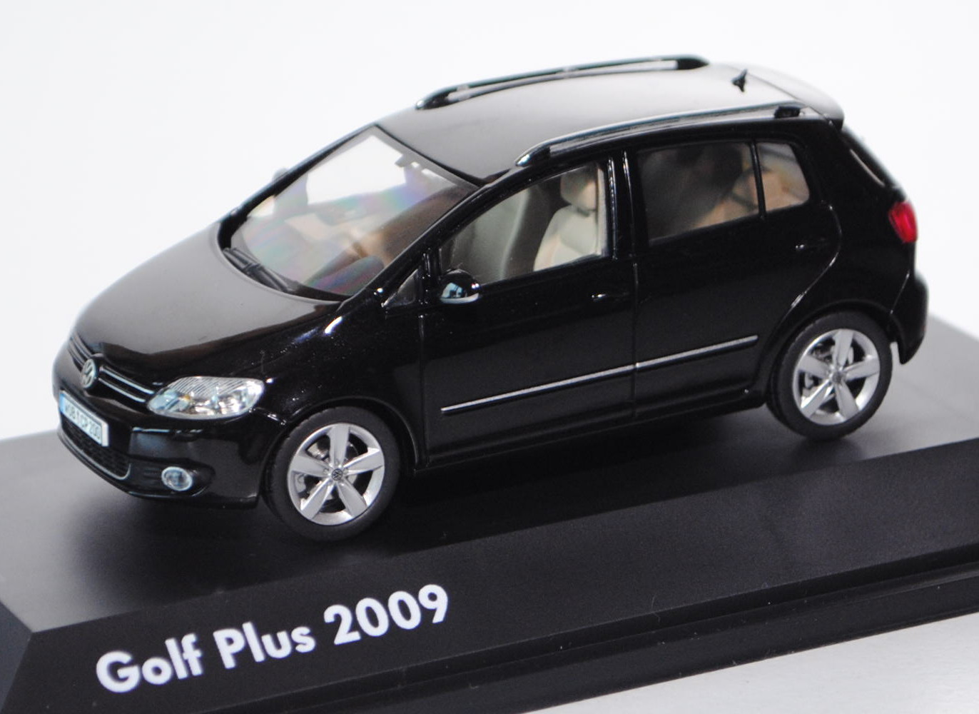 VW Golf Plus (Typ 521), Modell 2009-2014, tiefschwarz, Schuco, 1:43, Werbeschachtel