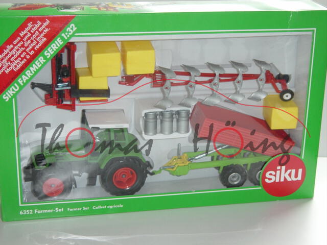 Farmer-Set 1 bestehend aus: Fendt Farmer Favorit 926 (vgl. 2961); Tandem-Anhänger (vgl. 2552); Silob