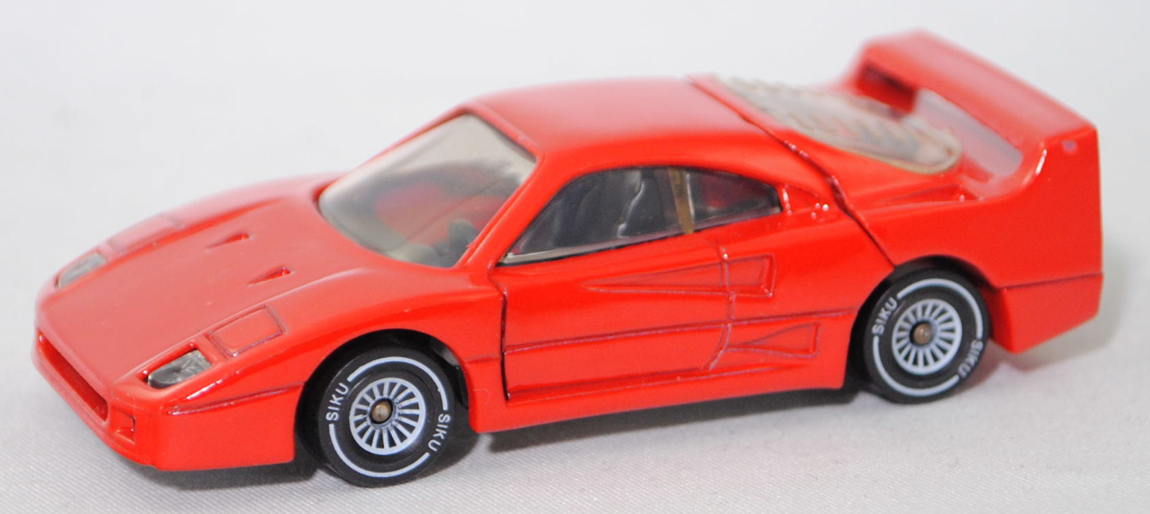 00000 Ferrari F40 (Typ F120, Modell 1987-1992), verkehrsrot (vgl. rosso corsa beim Original, Farbcode FER 300/6), Chassis chrom, W-Germ, ohne CE-Zeichen, B4, SIKU SUPER, 1:56, m