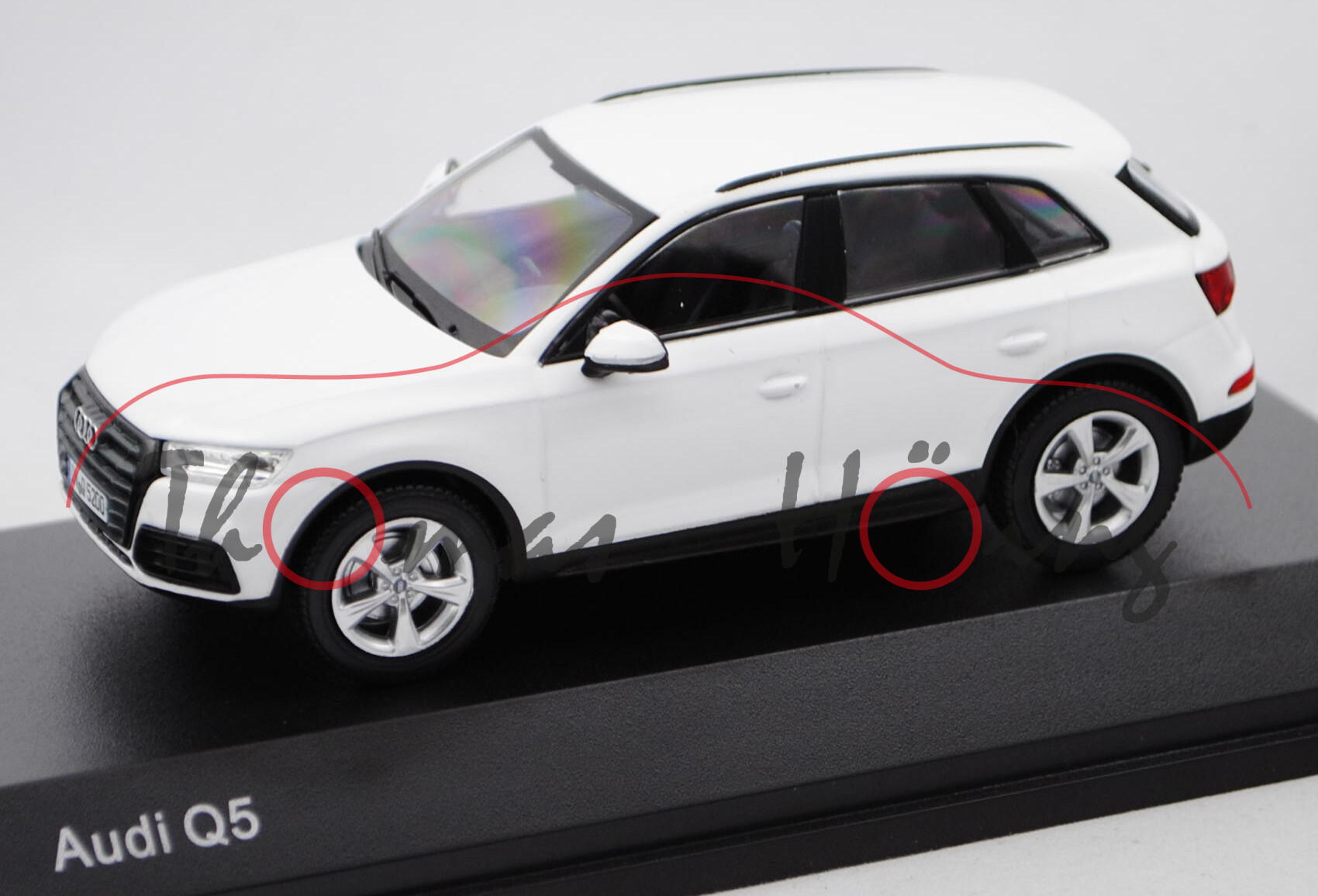 Audi Q5 (2. Generation, Modell 2017-), ibisweiß, iScale, 1:43, Werbeschachtel