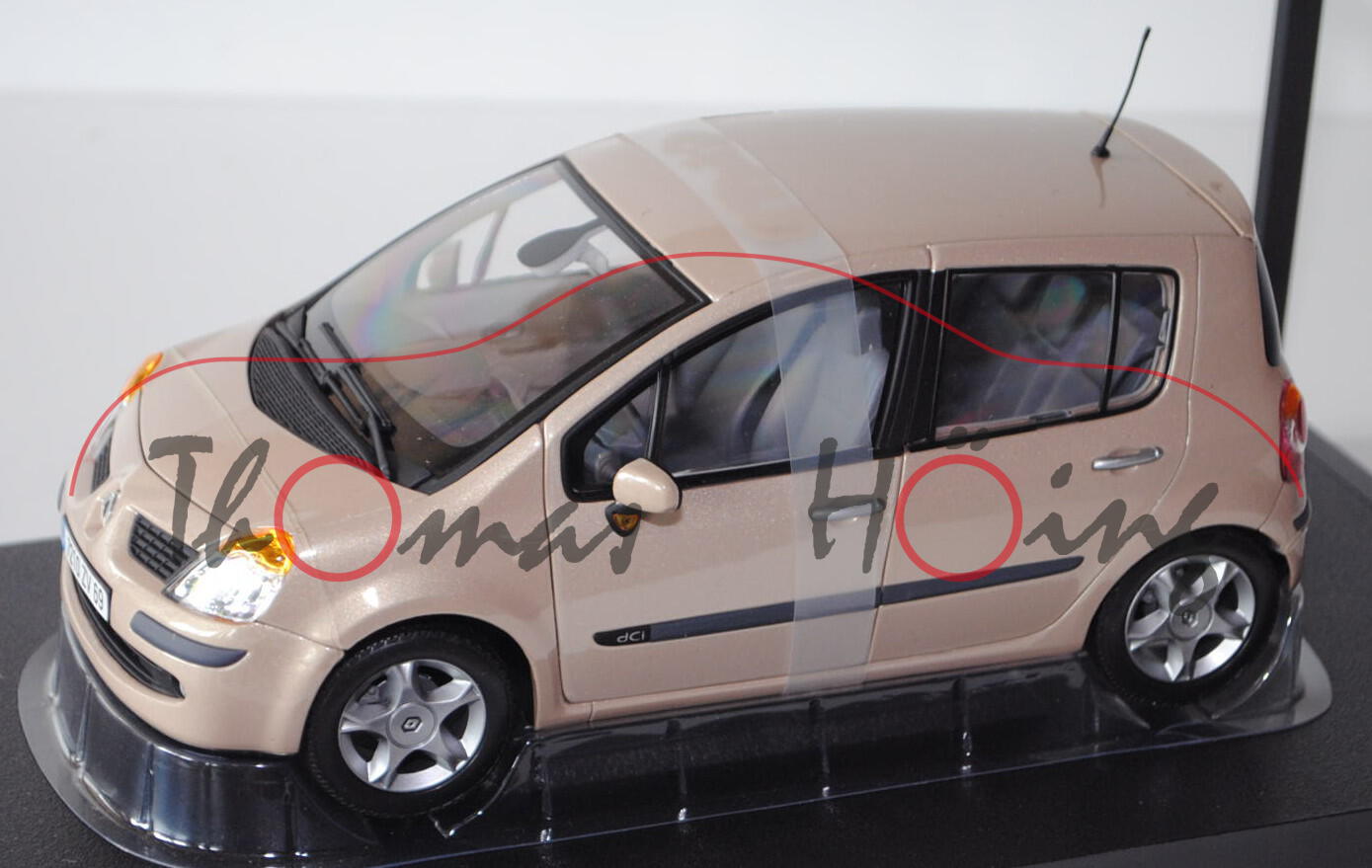 Renault Modus, Modell 2004-2008, naturelbeige metallic, 1:18, Norev, mb