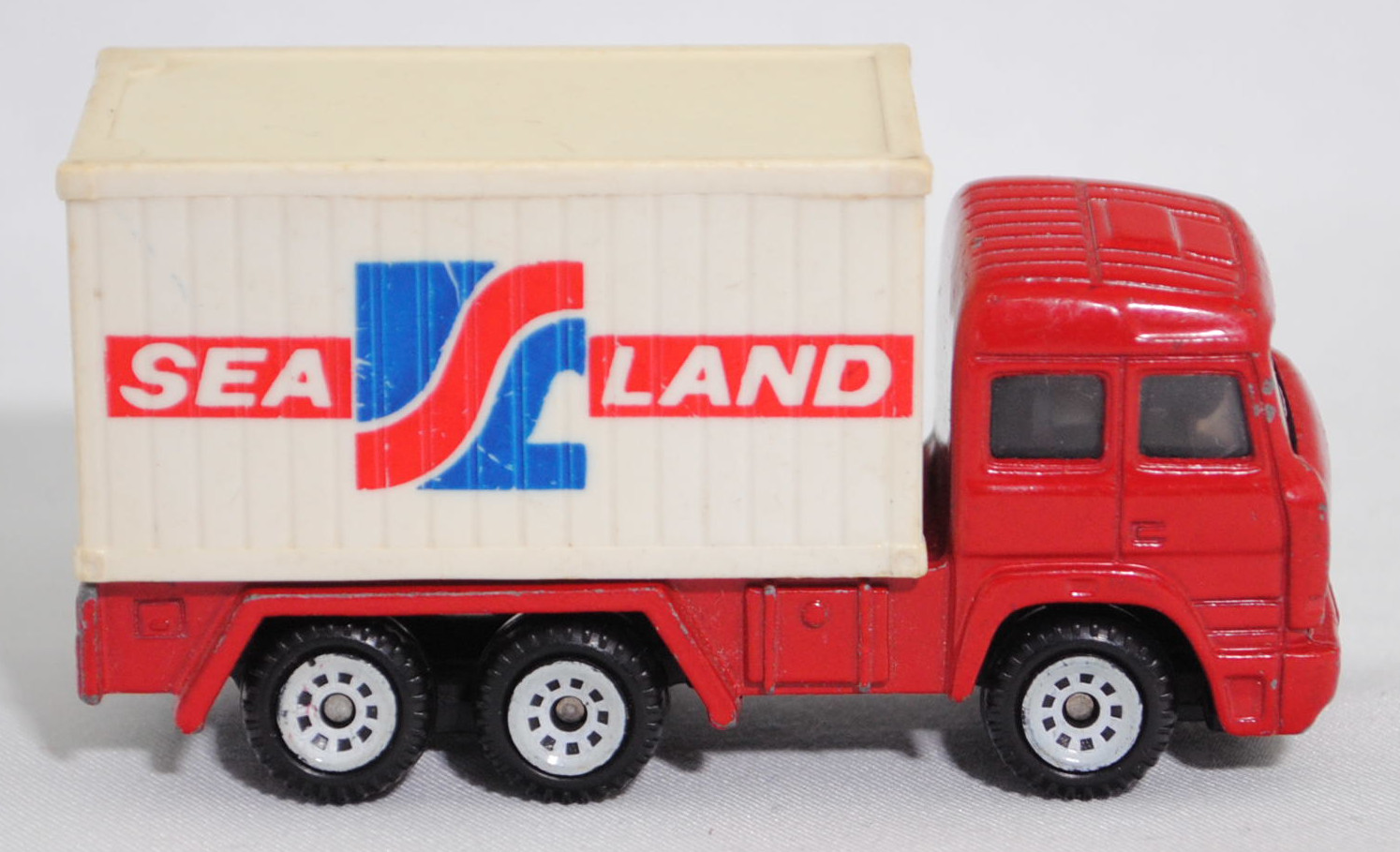 00001 Iveco TurboStar 240-36 6x2 (Modell 1987-1990) Container-Transporter, karminrot, Bpr. 0815 / 0816, C1 reinweiß, 1:86, Container reinweiß, SEA LAND, 1:121, SIKU SUPER, m-