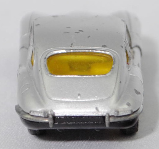 00006 Jaguar E-Type 2+2 SI Coupé 4.2 Liter (Serie 1, Typ 2+2-Sitzer Coupé, Modell 1966-1967), silber, innen gelb, W-Germ, Verglasung gelb, R11 gerillt, SIKU SUPER, 1:61, vsc