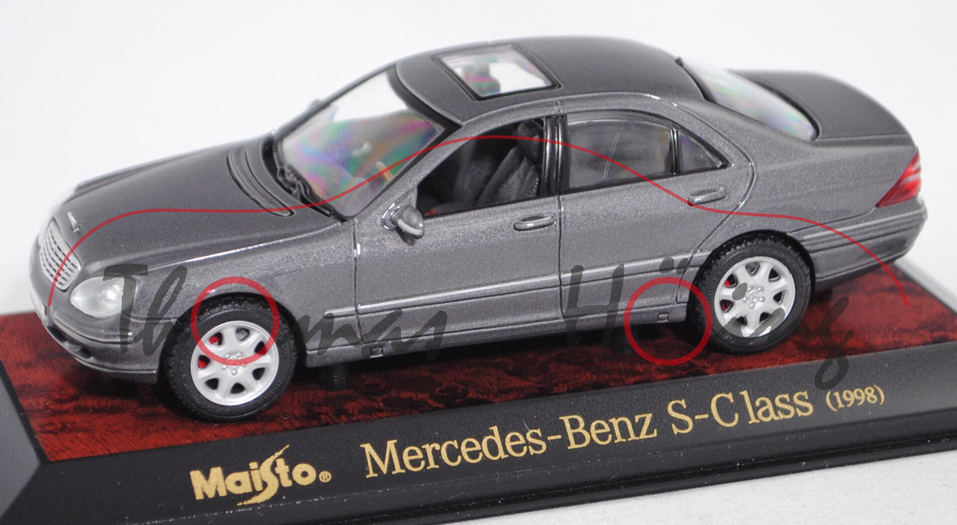 Mercedes-Benz S 500 (Baureihe W 220, Modell 1998-2002), graumetallic, Maisto, 1:43, PC-Box