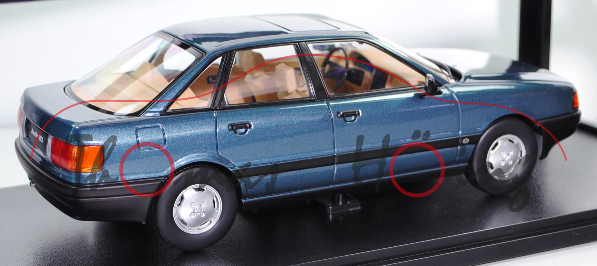 Modellauto Audi 100 C3 1989 lago blue-green metallic Triple9 1:18 (Türen, Motorhaube... nicht zu Modellauto Audi 100 C3 1989 lago blue-green metallic Triple9 1:18 (Türen, Motorhaube... nicht zu