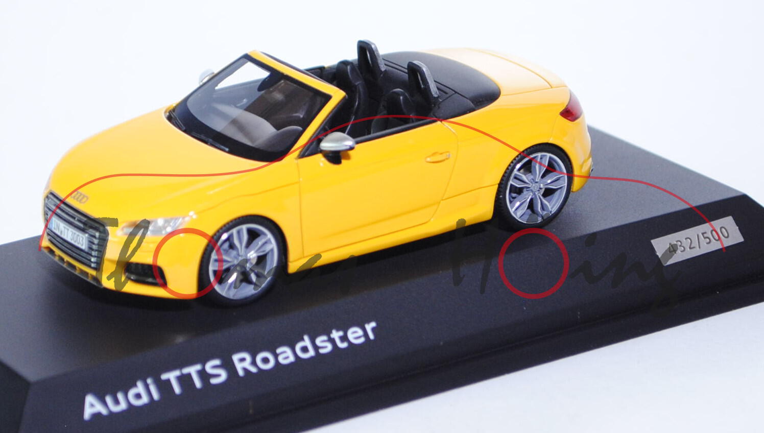 Audi TTS Roadster (Typ 8S), Modell 2015-, vegasgelb, Premium ClassiXXs®, 1:43, Werbeschachtel (Limet