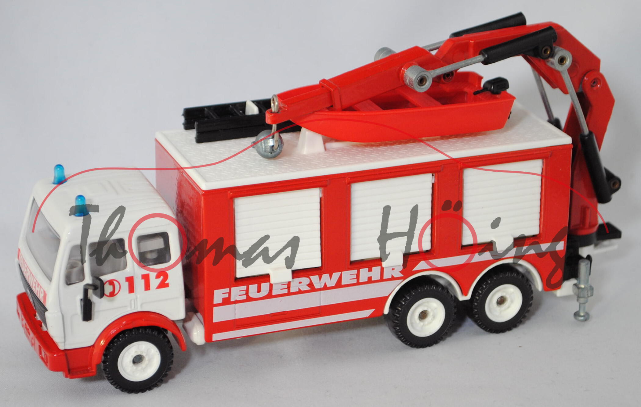 00003 Mercedes SK Feuerwehr-Rüstwagen, reinweiß/verkehrsrot, C 112 / FEUERWEHR, 1:55, L14a (m-)