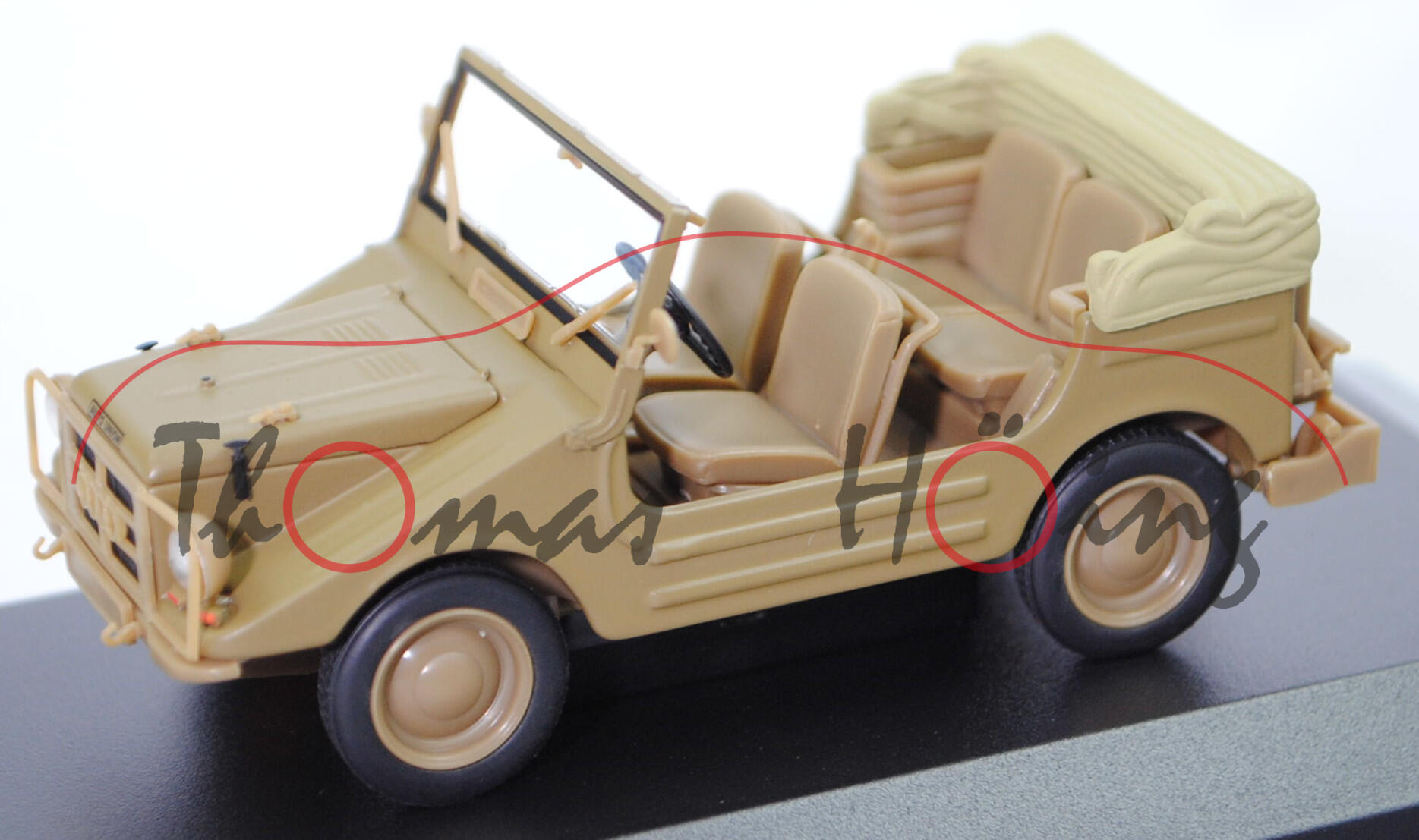 AUTO UNION-DKW MUNGA F91/4 900 (Modell 1955-1958), khakigrau, Maxichamps, 1:43, PC-Box