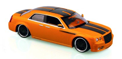 Chrysler 300C 5.7 Hemi-V8 by Parotech, Modell 2005-2010, Paris Motor Show 2006, matt-pastellorange/s