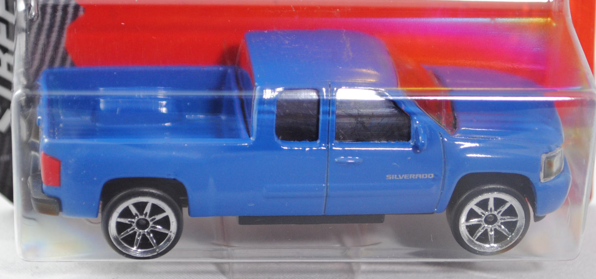 Chevrolet Silverado Extended Cab (3. Generation, Modell 2013-) (Nr. 217E), hell-violettblau, 8-Speic