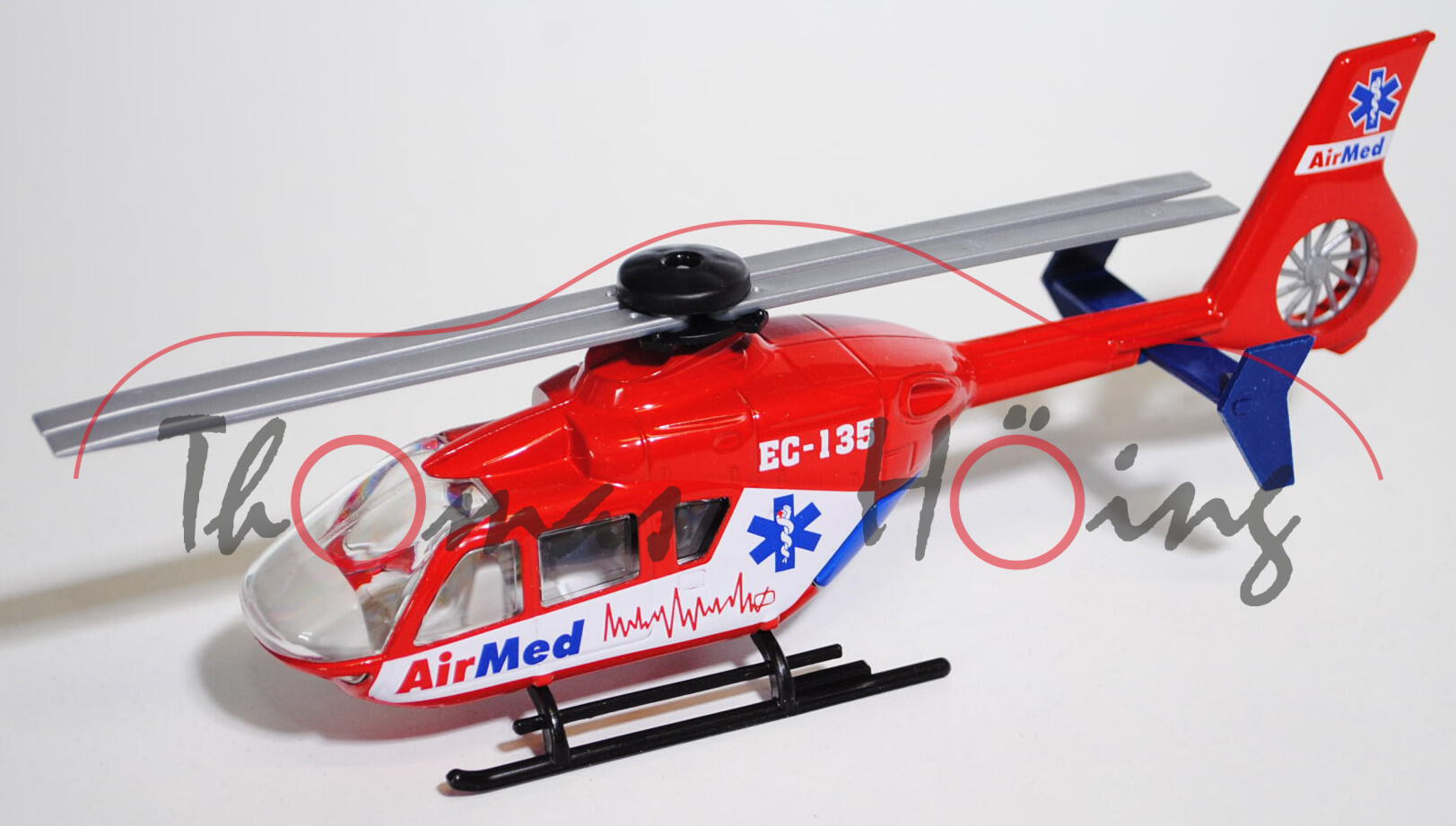 99900 Eurocopter Hubschrauber, verkehrsrot, AirMed / EC-135 / AirMed, 1:55, L15n, EU