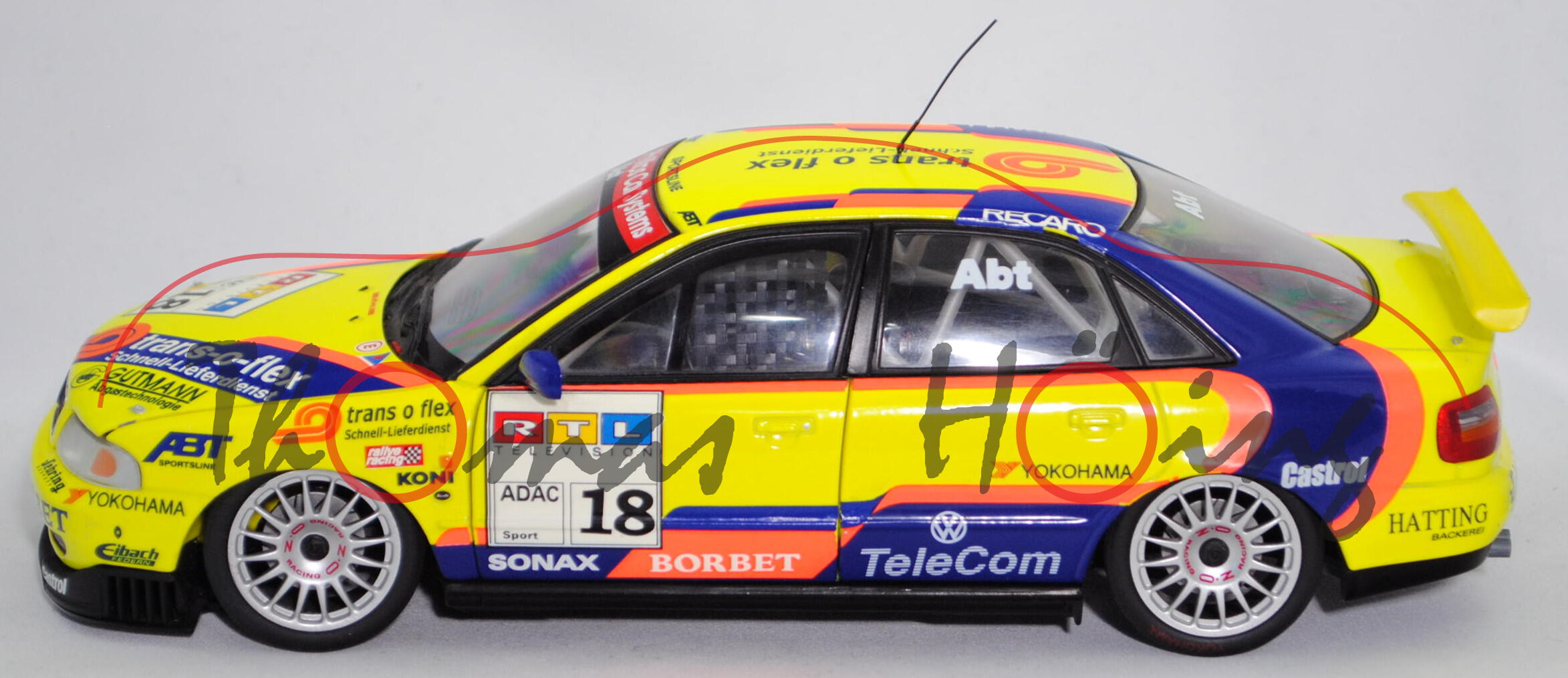 Audi A4 STW ABT, Pilot Nissen 1999 von UT die Cast 1/18 (Neu und originalverpackt) in La Chaux Audi A4 STW ABT, Pilot Nissen 1999 von UT die Cast 1/18 (Neu und originalverpackt) in La Chaux