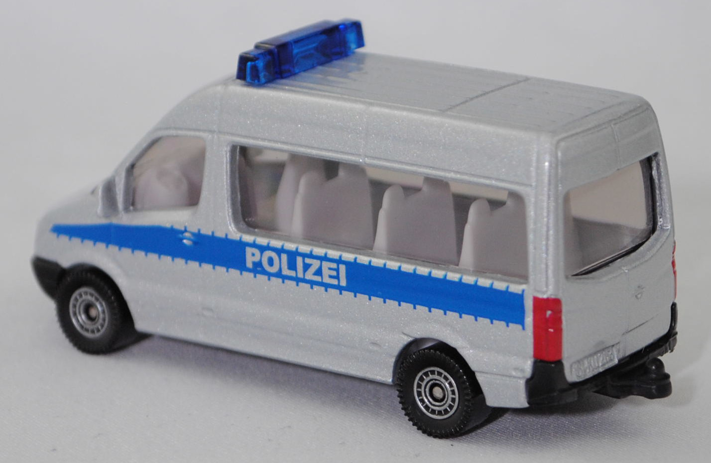 00010 Mercedes-Benz Sprinter II (2. Generation, W 906, Vor-MoPf, Modell 2006-2009) Kleinbus Polizeibus, silbergraumetallic, POLIZEI, C80, SIKU SUPER, 1:77, P29f