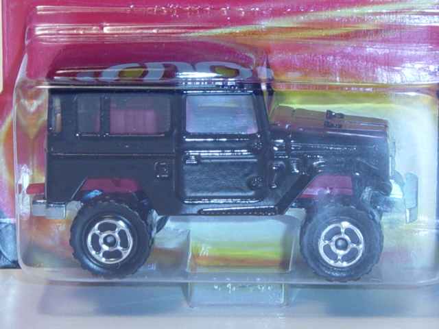 Toyota 4x4 (Nr. 277), schwarz, Heckklappe zu öffnen, majorette, 1:53, Blister