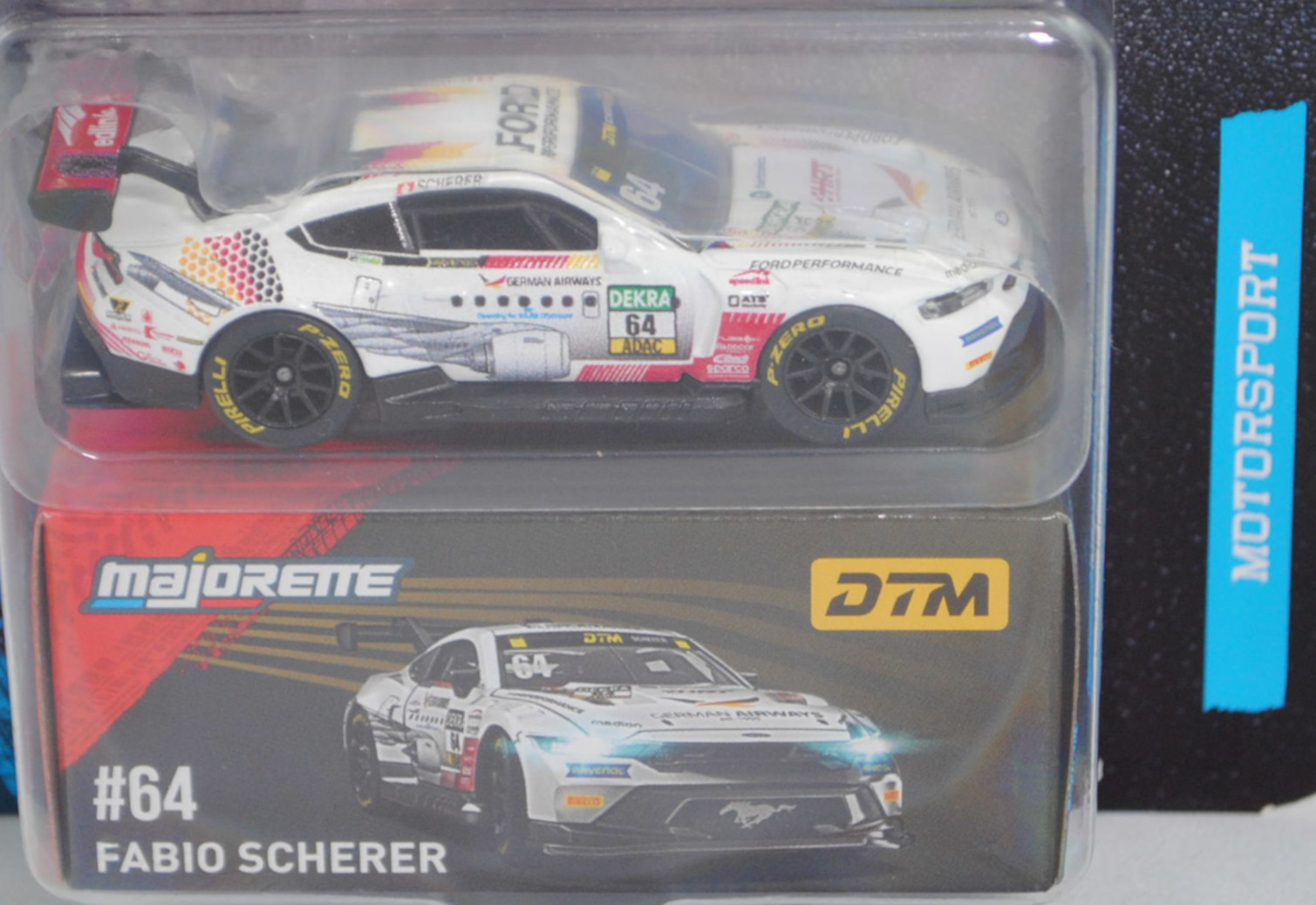 Ford Mustang GT3 (S650, Typ VII, Homologationsnummer GT3-058, Modell 2024-2025), weiß/rot, DTM 2025, Fabio Scherer, Nr. 64, HRT Haupt Racing Team, majorette, 1:63, Blister