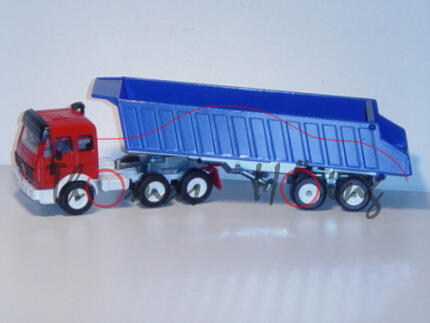 00004 Mercedes SK Sattelkipper, verkehrsrot/weiß/ultramarinblau, o.K., LKW12, 1:55, L11a