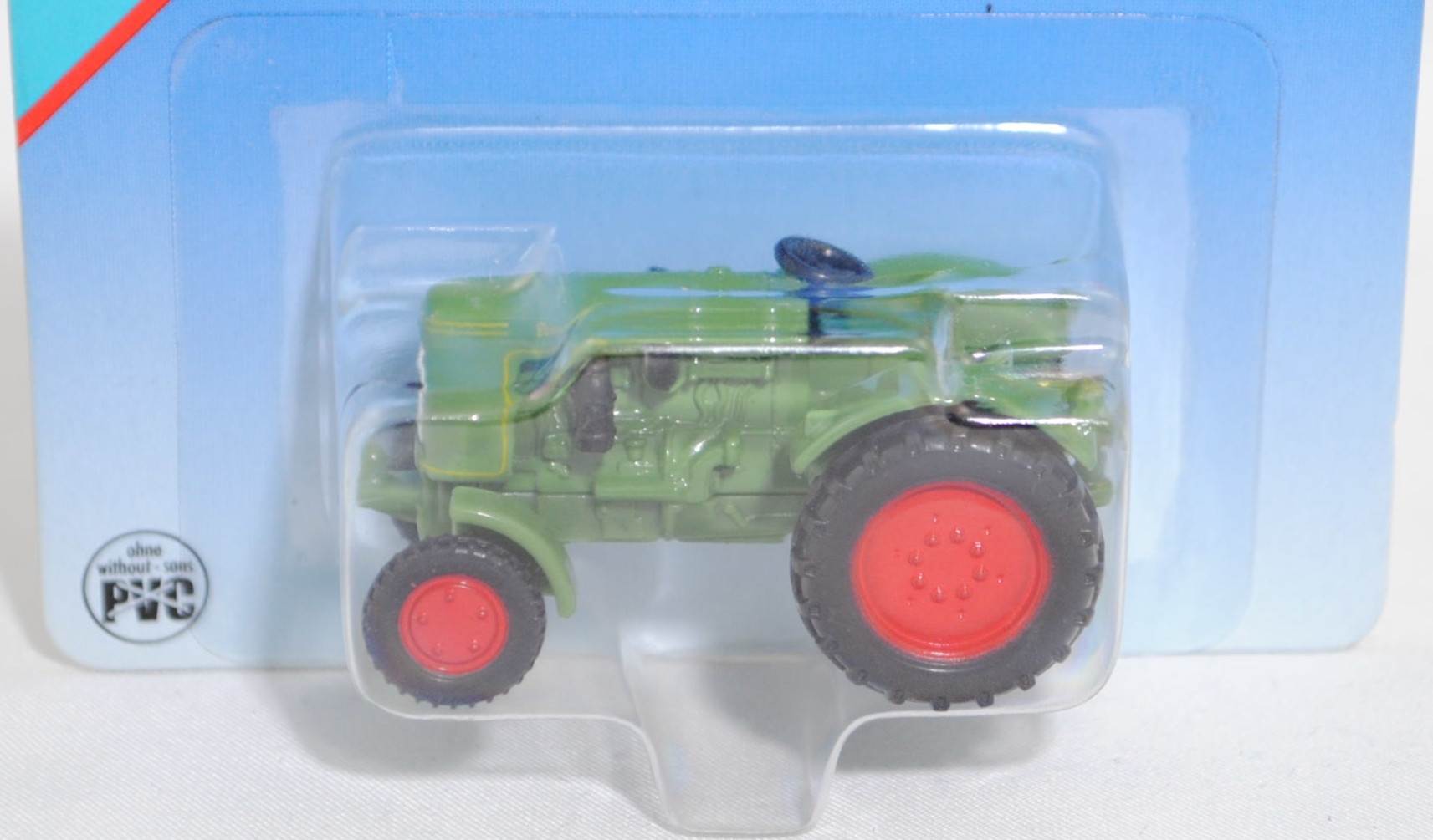00000 Fendt Dieselross F 28 P (Typ Ackerschlepper als Universal-Schlepper, Modell 1951-1958), hell-farngrün, Sitz hell-farngrün, C48 rot / C49 rot, SIKU SUPER, 1:58, P29a