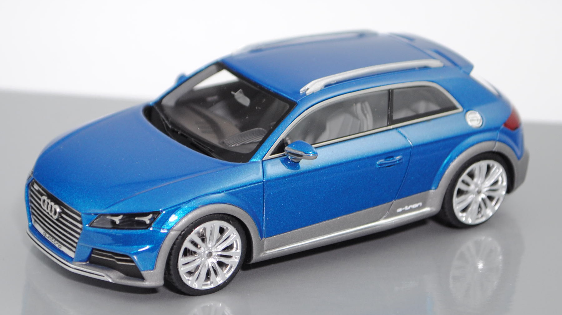 Audi allroad shooting brake concept, eisblau, Präsentation: North American International Auto Show (