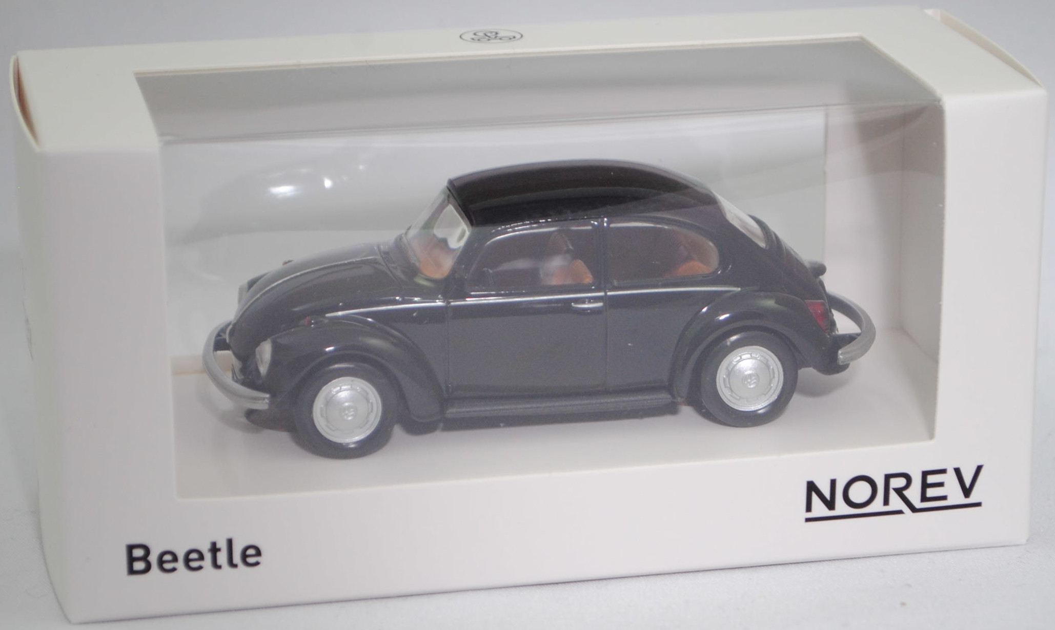 VW Käfer / Coccinelle 1303 Limousine (1. Generation, Typ 11 Modell 111, Modell 1972-1974, Baujahr 1973), schwarz (Farbcode L041), innen hell-braunbeige, Norev Jet-car, 1:43, mb
