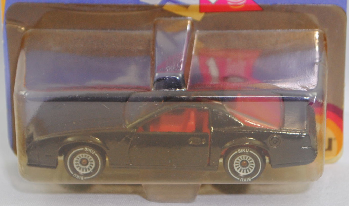 00002 Chevrolet Camaro Berlinetta 5.0L V8 (3. Generation, Vorfacelift, Modell 1982-1984), schwarz, Bpr. CAMARO Z 28, W-Germ, Chassis chrom, ohne CE-Zeichen, B4, SIKU SUPER, 1:59, P21 vergilbt