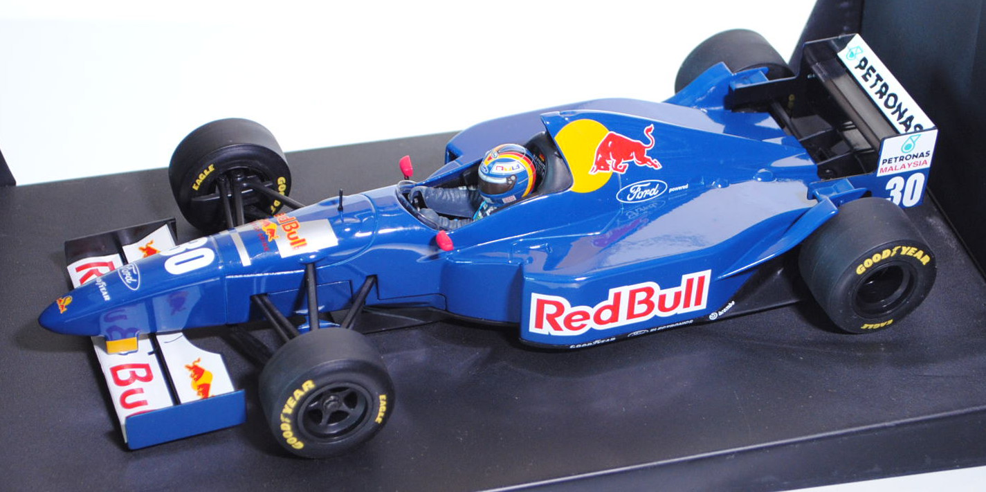 Sauber C14, enzianblau, Team Red Bull Sauber Ford (7. Platz), Fahrer: Heinz-Harald Frentzen (9. Plat