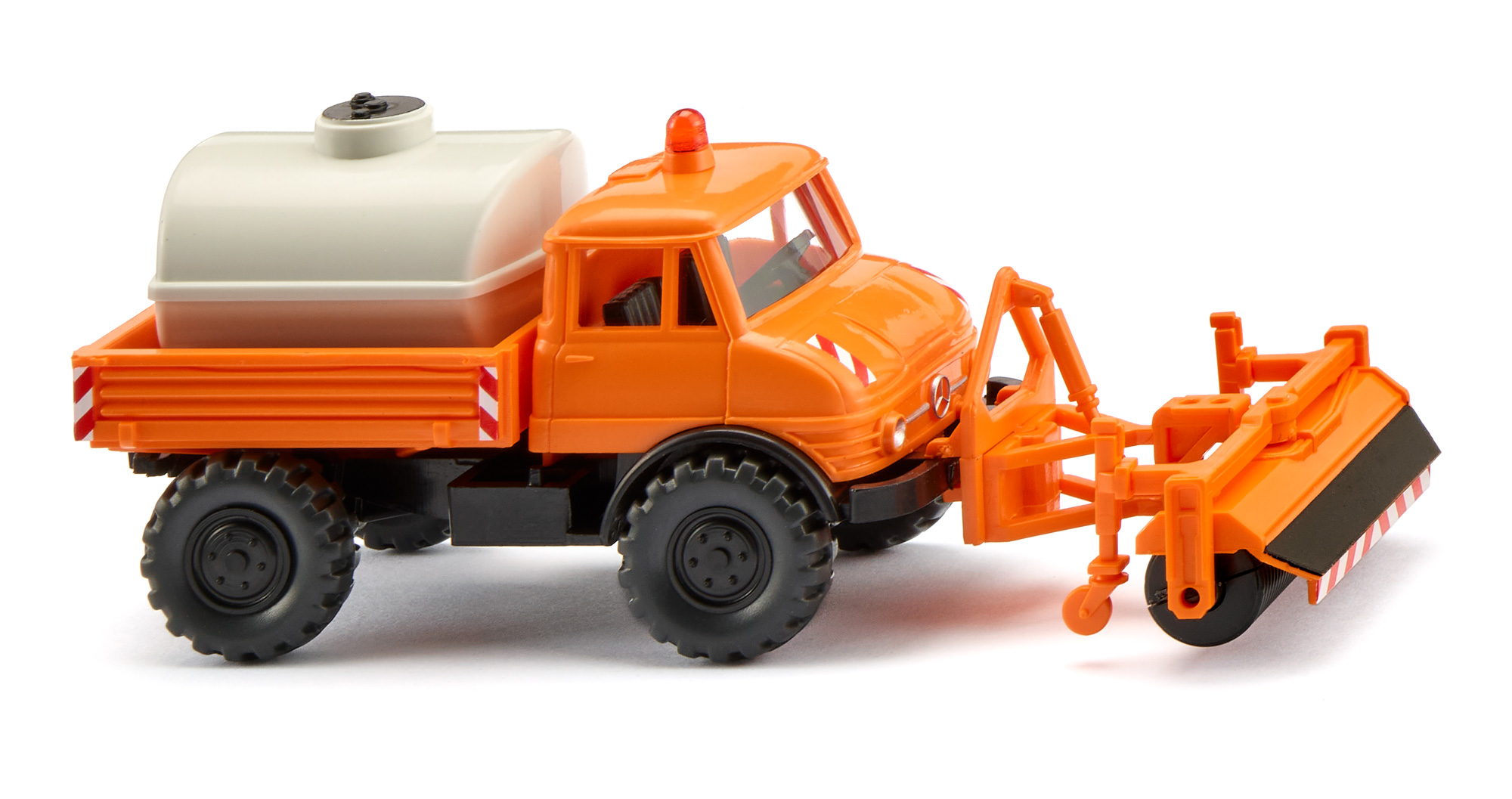 Mercedes-Benz Unimog U 65 (Baureihe 406, Baumuster 406.121, Vor-MoPf, Modell 1963-1964) mit Kehrmaschine, pastellorange, Warnschraffur in rot/weiß, Wiking, 1:87, mb