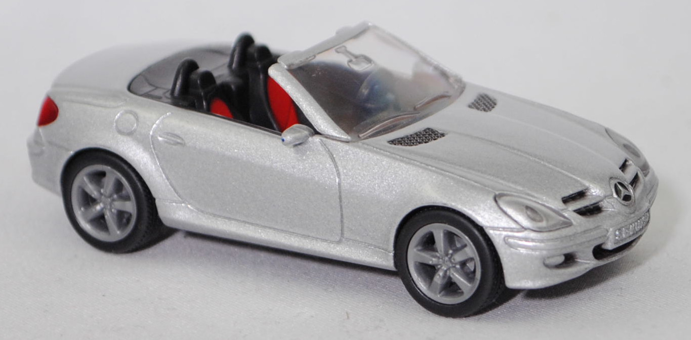 00000 Mercedes-Benz SLK 350 (interne Baureihenbezeichnung R 171, Vor-MoPf, Modell 2004-2008), silbergraumetallic, Bpr. MERC. BENZ SLK 350 und 1002, SIKU SUPER, 1:55, m