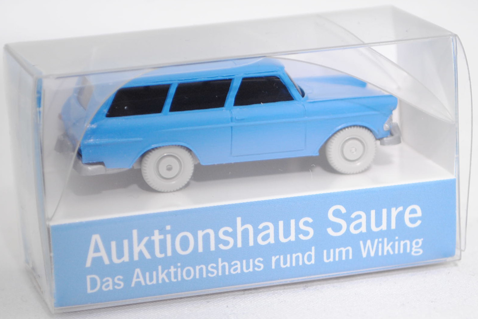 Opel Rekord 1700 Caravan (3. Generation Rekord, P2, Typ Rekord '61, Modell 1960-1963), lichtblau, Wiking, 1:87, mb (Auktionshaus Saure, 104. Auktion vom 21. - 23.09.2025)