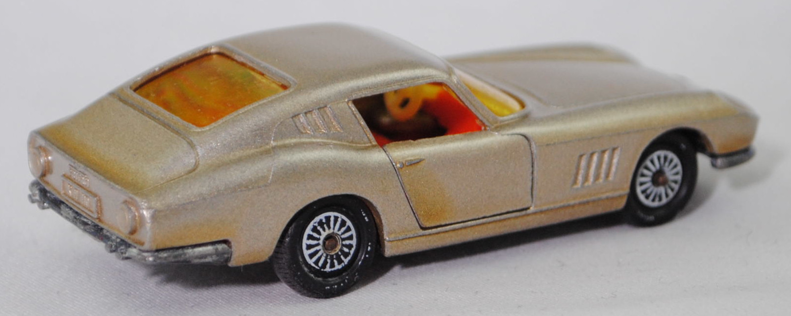 00005 Umbau Ferrari Berlinetta 275 GTB (Tipo 563, 2. Serie, Long Nose / Lange Nase, Modell 1965-1966), blass-goldmetallic, Frontscheinwerfer integriert, Bpr. 1012, W-Germ, R11, SIKU, 1:56, m-