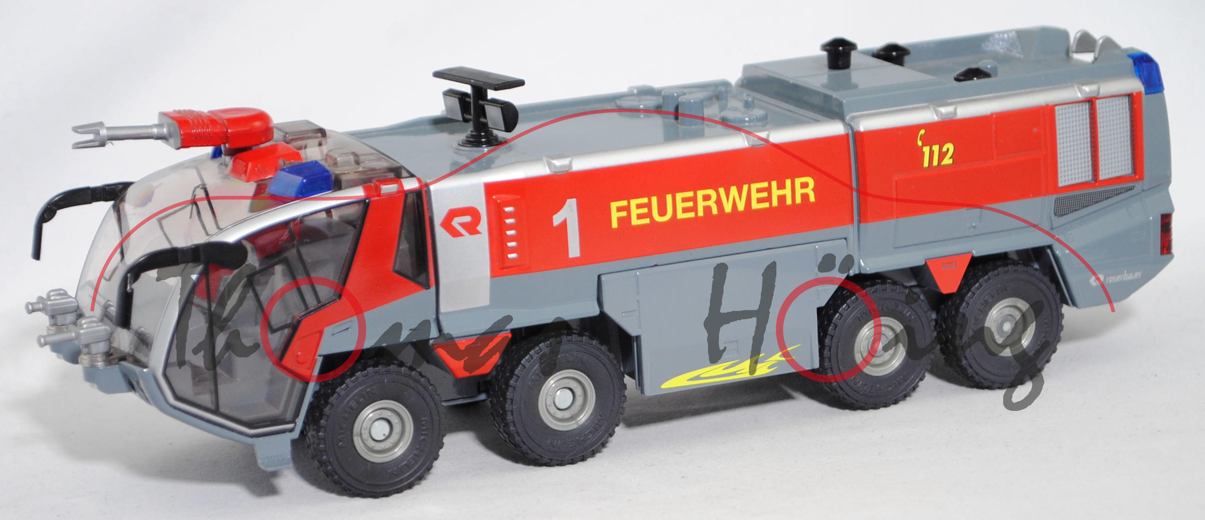 00001 Umbau FLF Rosenbauer PANTHER 8x8 MA-5 (3. Generation, Modell 2005-2015) Flugfeldlöschfahrzeug, rot/grau, FEUERWEHR / C / 112, SIKU, 1:49, m