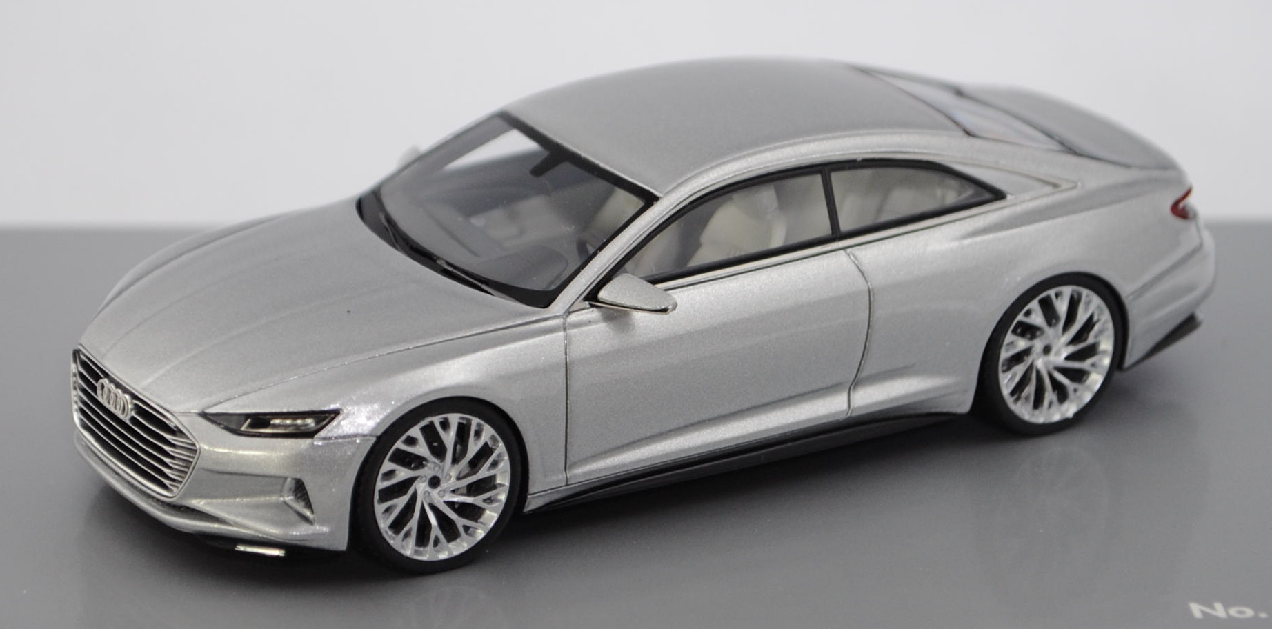 Audi prologue concept, divagrau, Los Angeles Auto Show 2014, Looksmart Models, 1:43, Werbeschachtel,