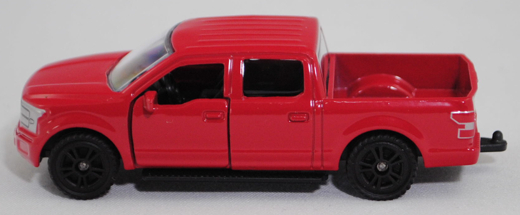 00000 Ford F-150 LARIAT STANDARD V8 SuperCrew mit 5,5 Ft Ladefläche (13. Generation, P552, Modell 2018-2020), himbeerrot, SIKU SUPER, 1:71, P29f