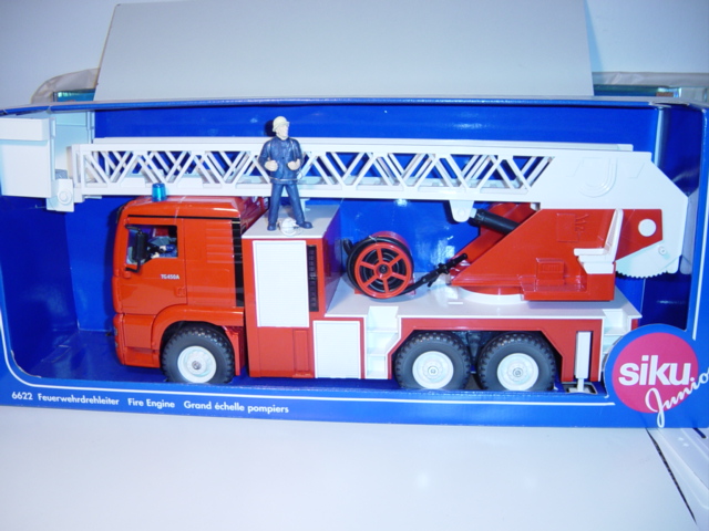 MAN TG 450 A Feuerwehrdrehleiter, verkehrsrot, 1:20, L17